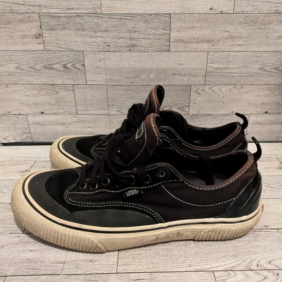 Vans Men's Black and Brown Sneakers Size 9.5 - Picture 1 of 5